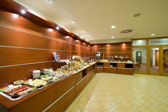 Ramada Airport Hotel Prague**** - Frühstücksbuffet