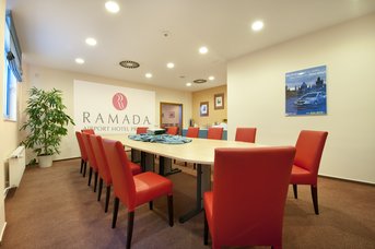 Ramada Airport Hotel Prague**** - Cessna Meeting Room