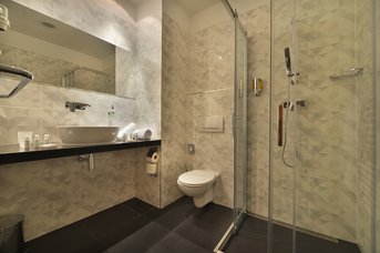 Ramada Airport Hotel Prague**** - Badezimmer