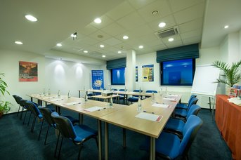 Ramada Airport Hotel Prague**** - Boeing Meeting Room