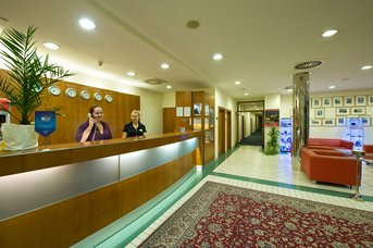 Ramada Airport Hotel Prague**** - Hotelrezeption