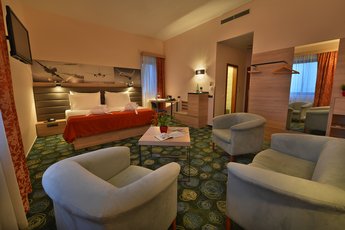 Ramada Airport Hotel Prague**** - junior suite Superior
