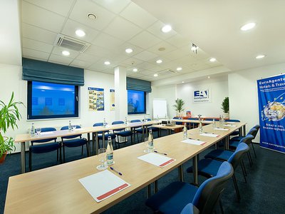 Ramada Airport Hotel Prague**** - Boeing Meeting Room