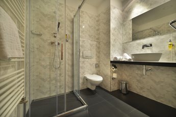 Ramada Airport Hotel Prague**** - Badezimmer