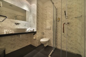 Ramada Airport Hotel Prague**** - Badezimmer
